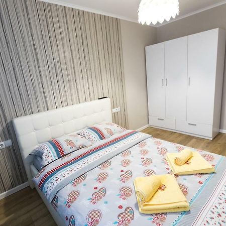 Sunshine Apartament Тиргу-Муреш Екстер'єр фото